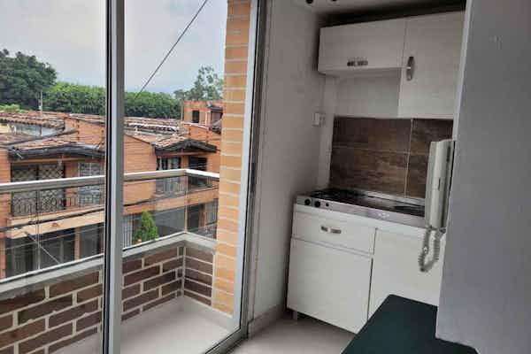 Picture of VICO ⭐ BALCONY + 1 doble bed ⭐ 15min POBLADO metro, an apartment and co-living space