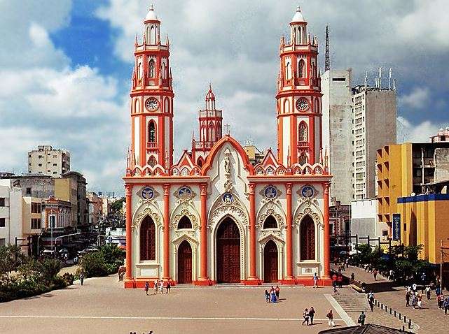 Iglesia San Nicolás - que hacer en Barranquilla